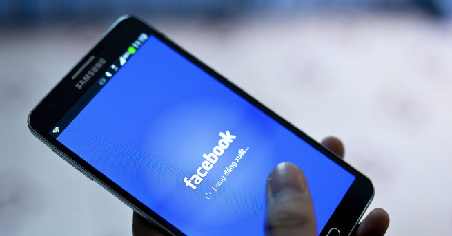 Facebook скоро ще предлага платено съдържание от различни медии Това