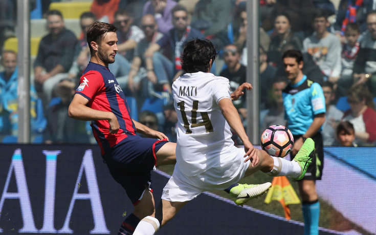 Милан се издъни срещу Кротоне на Тонев