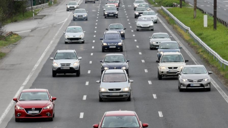 Над 100 000 коли се връщат в София