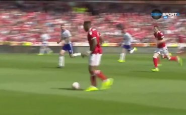 Блекбърн потъна в сълзи, след като изпадна