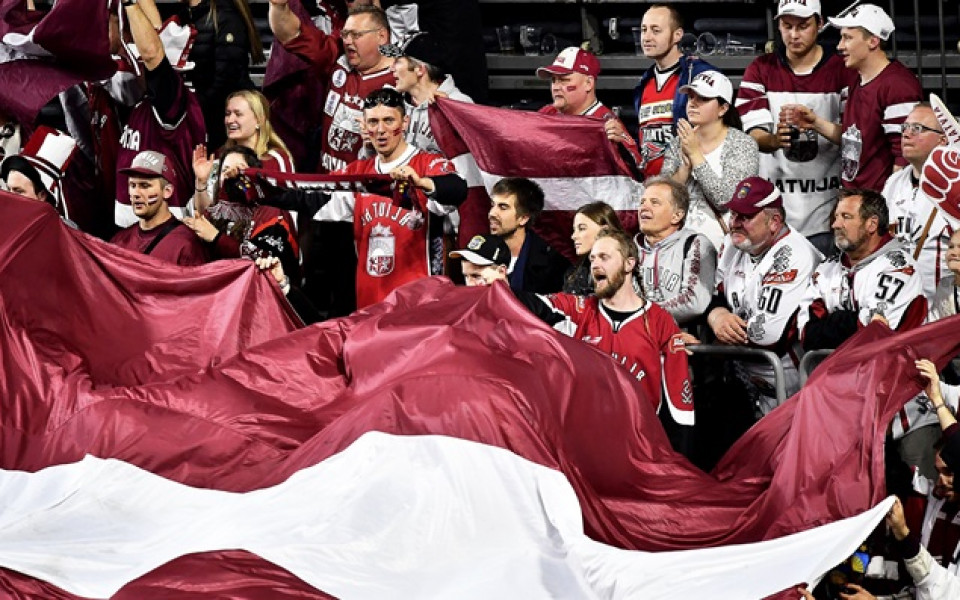 Латвия бие на Световното по хокей
