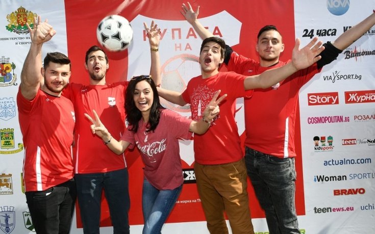 Победителите от „Купата на Coca-Cola” ще тренират в школата на Кристиано Роналдо