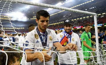 “Бернабеу“ с пълно гърло: Мората, остани!