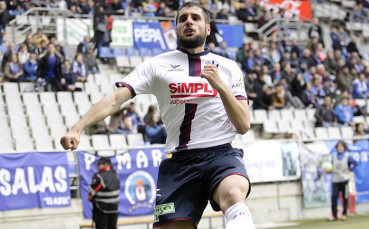 Отборът на Тонев се точи за някогашен талант на Арсенал