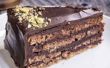 Шифърът на Гараш: Торта с български корени