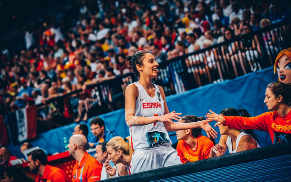 Испания е първият финалист на Евробаскет за жени