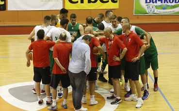 12 национали почнаха подготовка, нови капитани в баскетболната селекция