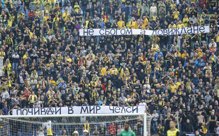 Автобусите с бултраси поеха към Тирана с полицейски ескорт