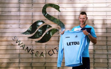 Суонси се сдоби с холандски вратар