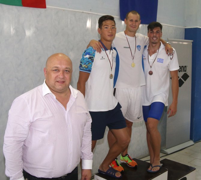 Държавното първенство по плуване започна в София1