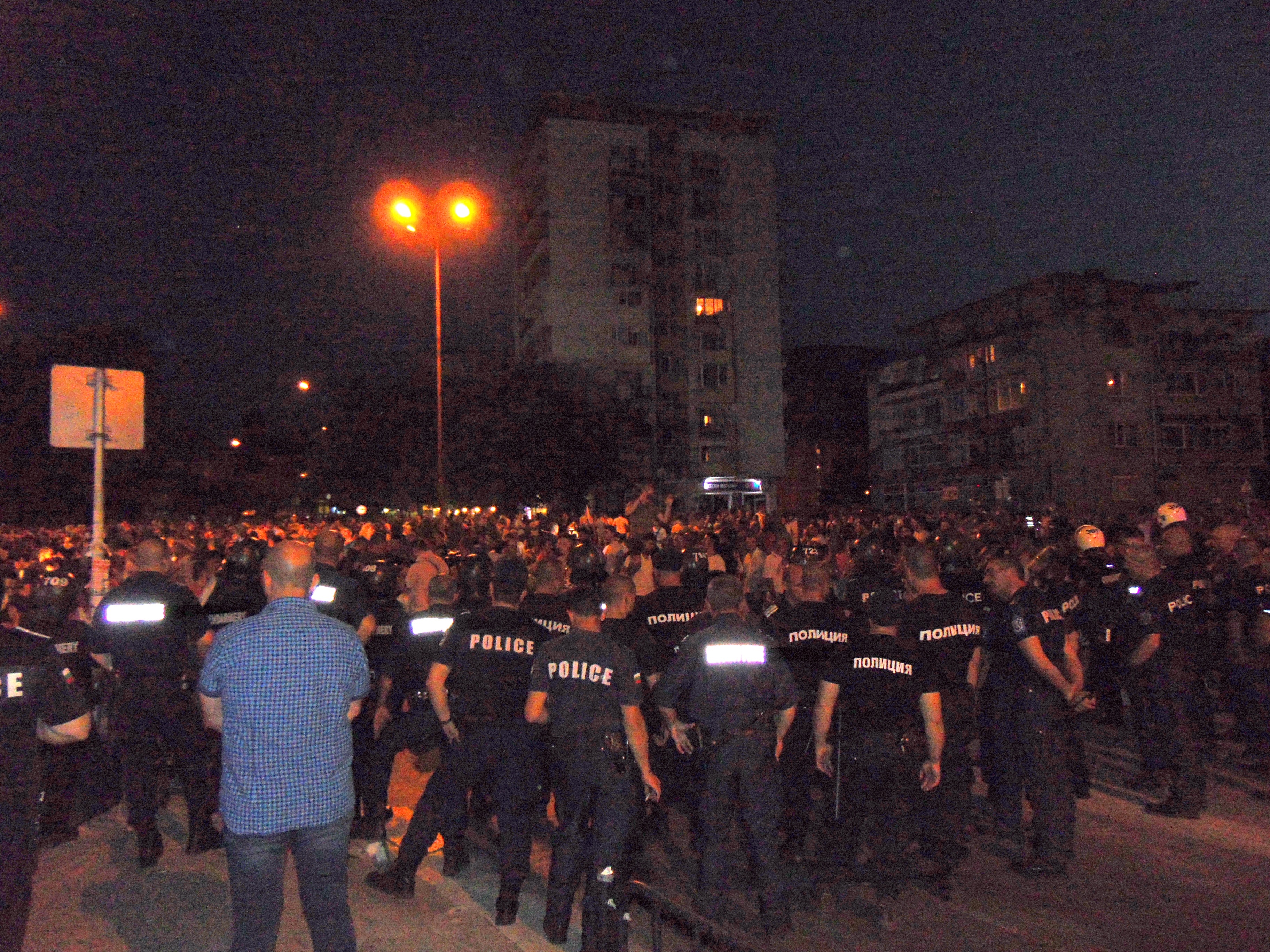 Протестите в Асеновград продължават