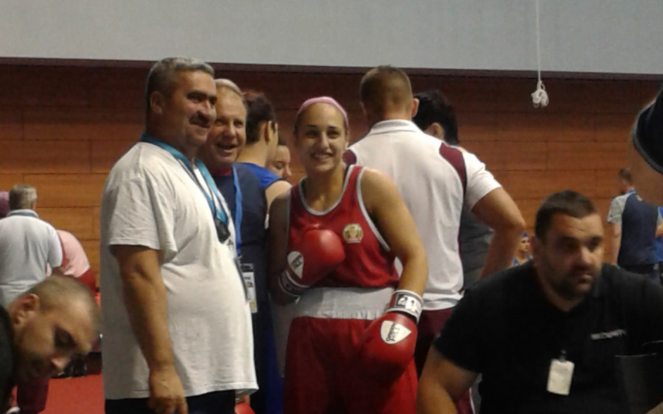 Първа българска победа на ЕП по бокс за девойки