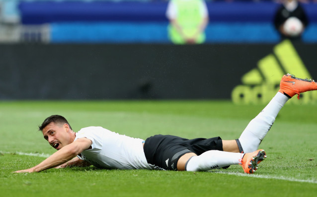 Старши треньорът на Байерн Мюнхен Юп Хайнкес потвърди интереса на