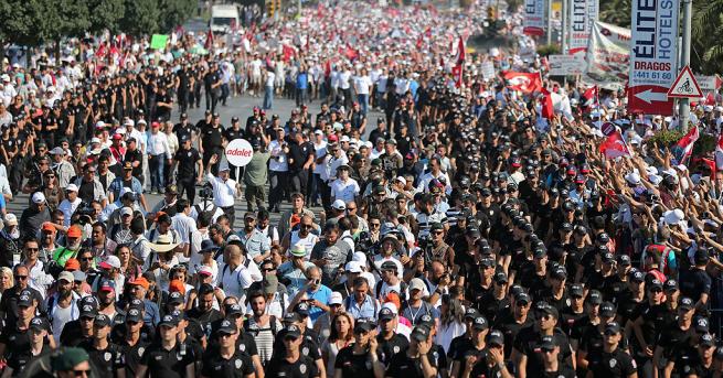 Губернаторът на Анкара издаде заповед за забрана на публични събития