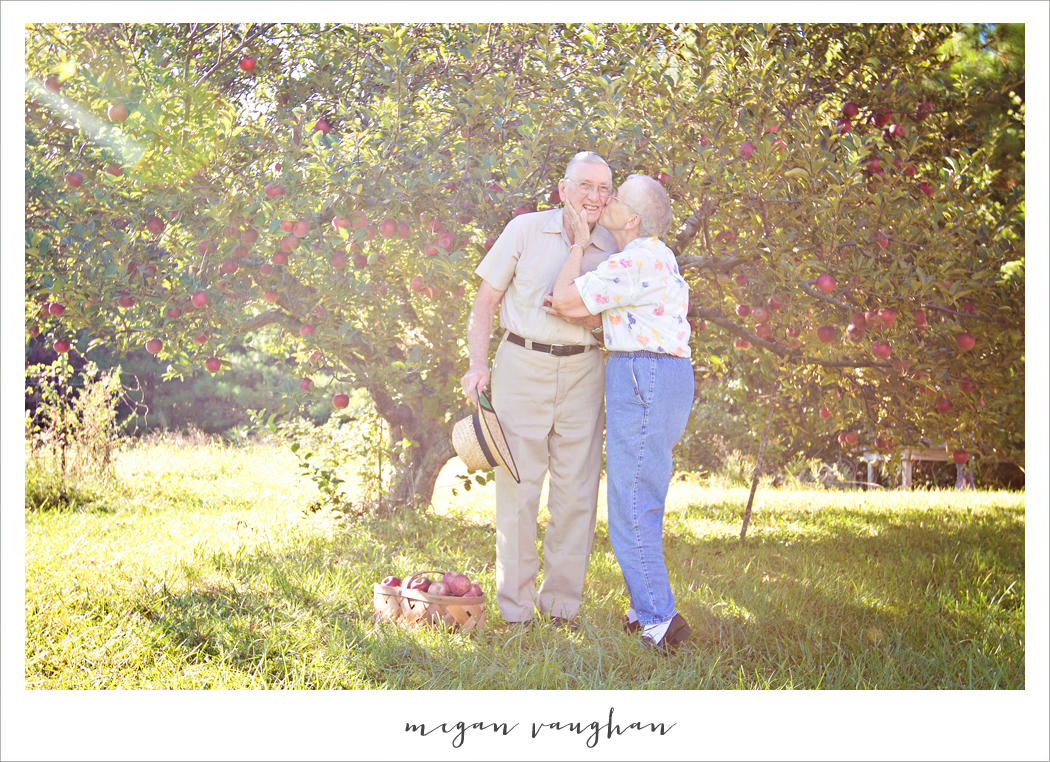 Руби и Херълд във фотосесия за 60-годишнината от брака им.