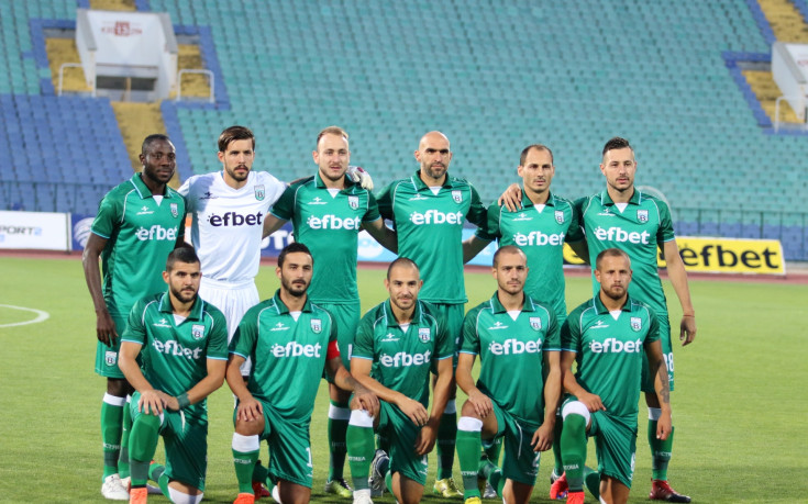 Осветителните тела на стадиона в Бистрица вече са поставени