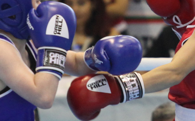 Победа и загуба записаха българските боксьори в първия ден на