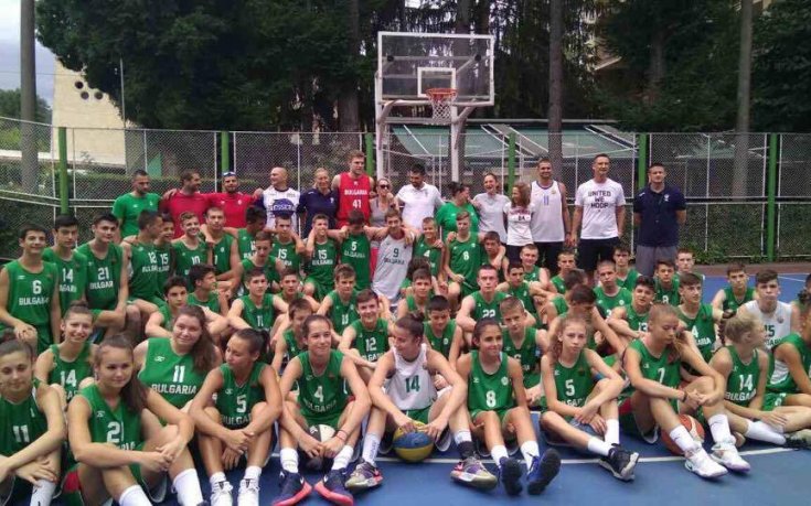 Везенков и Минчев уважиха Националния камп на БФБаскетбол