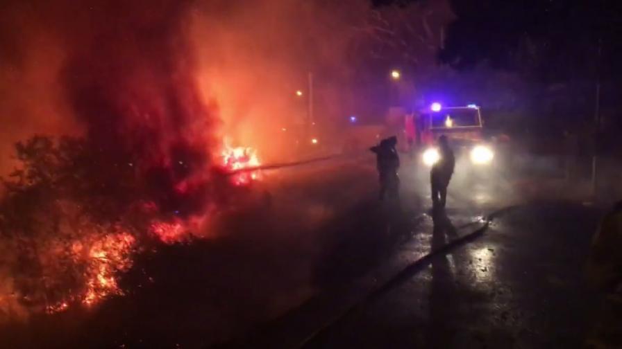 Хиляди са евакуирани заради пожари във Франция