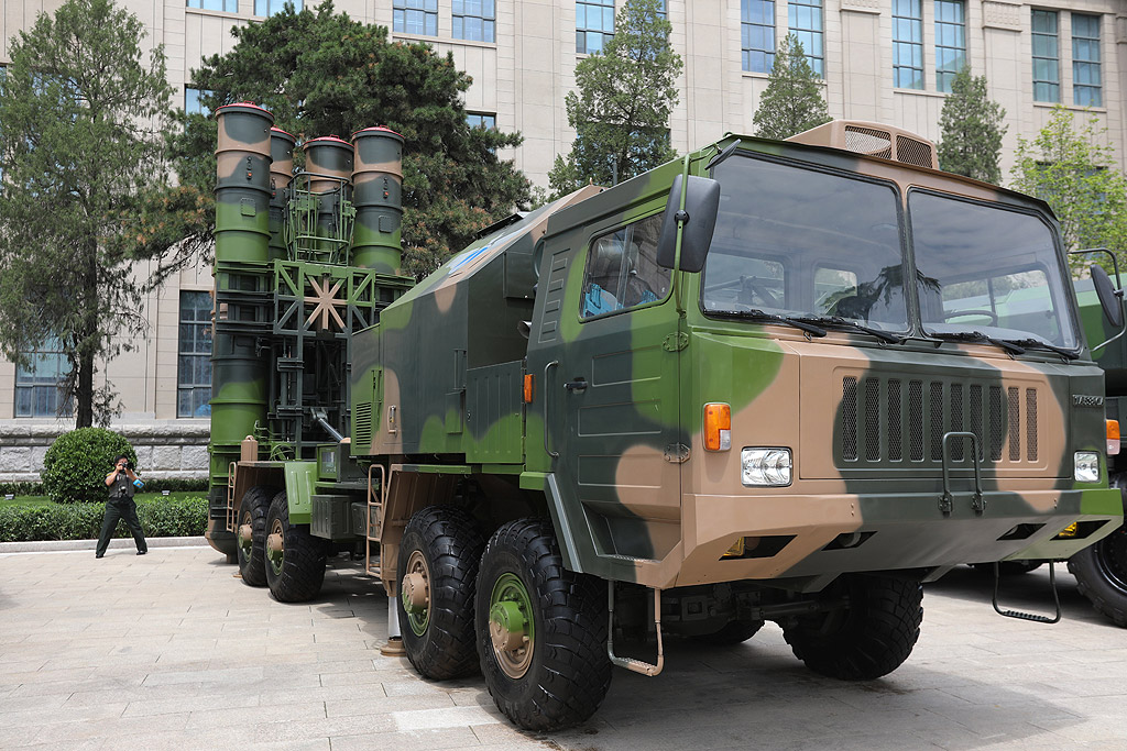 HQ-9 ракети земя-въздух