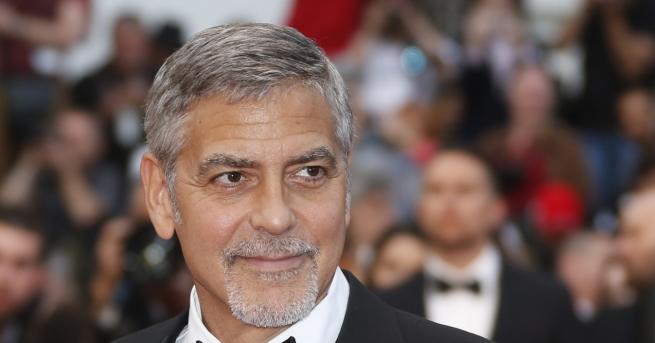 Джордж Клуни бил приет в болница след като пострадал при катастрофа