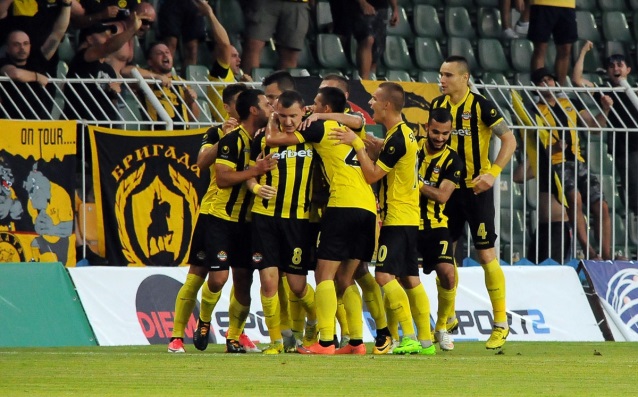 Ботев Пловдив замина без контузените Тодор Неделев и Крум Стоянов