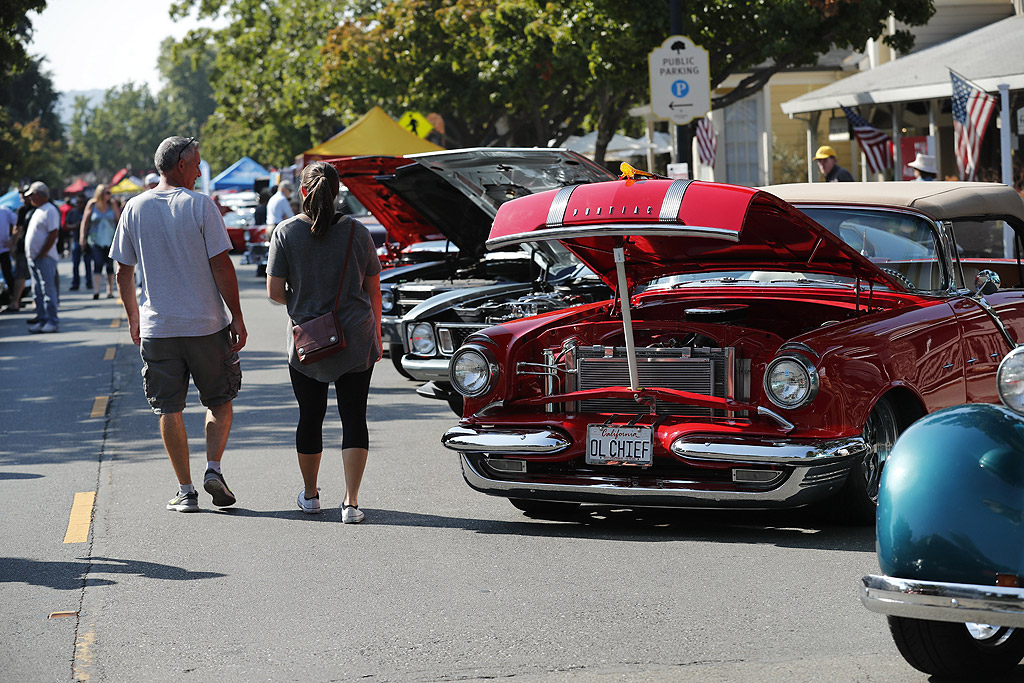 23-тите Горещи Летни Нощи: Шоуто Hot Rod & Classic Car в Данвил, Калифорния, САЩ