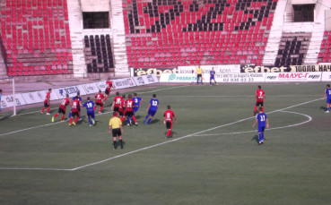 Локо Сф устиска върха с минимална победа над Монтана