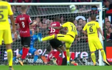 Гингам - ПСЖ 0:0 /полувреме/