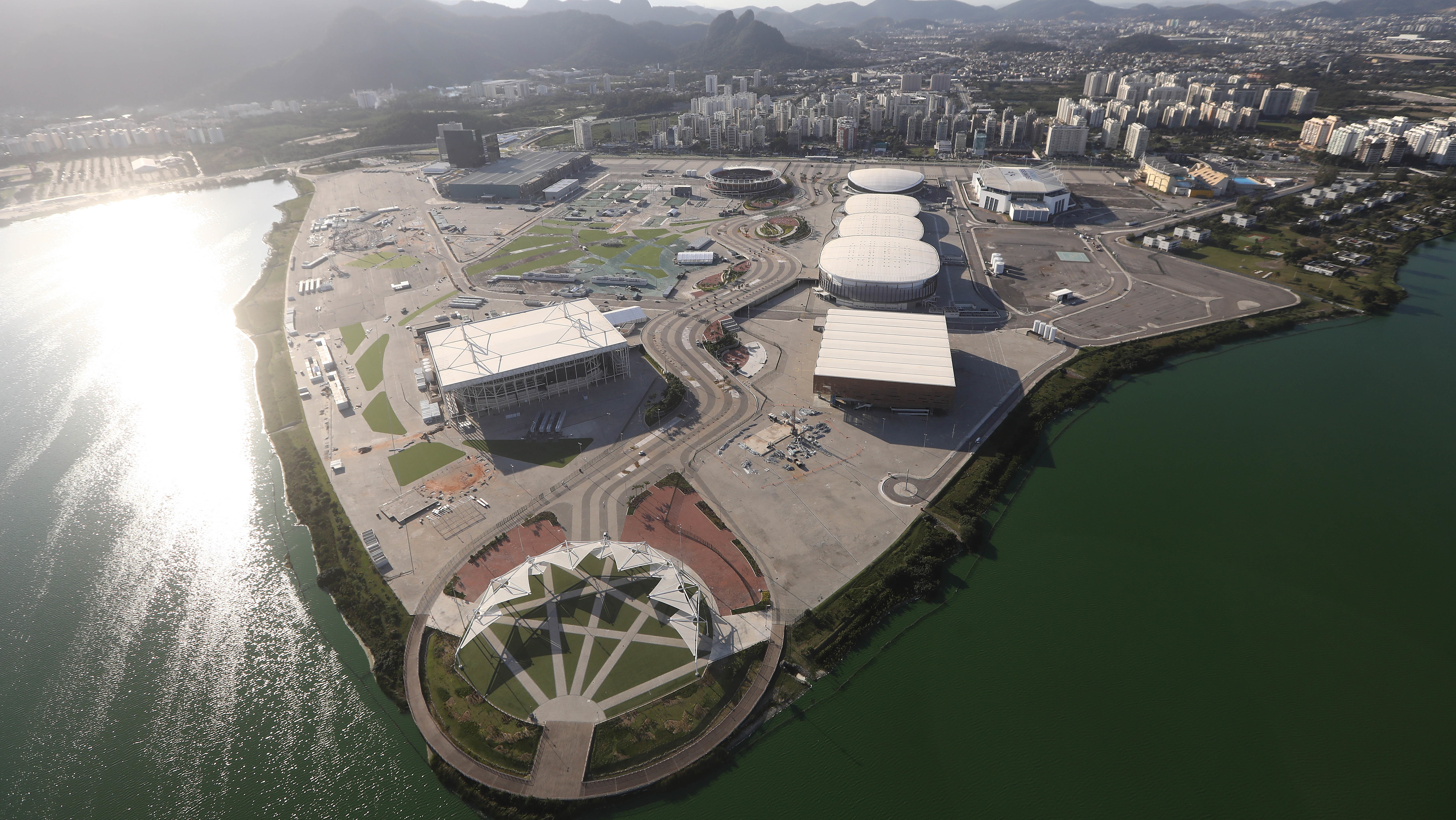 Така изглеждат съоръженията в Рио Да Жанейро само година след Олимпиадата в града