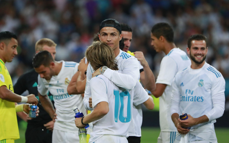 Реал Мадрид може да изравни исторически рекорд на Сантос