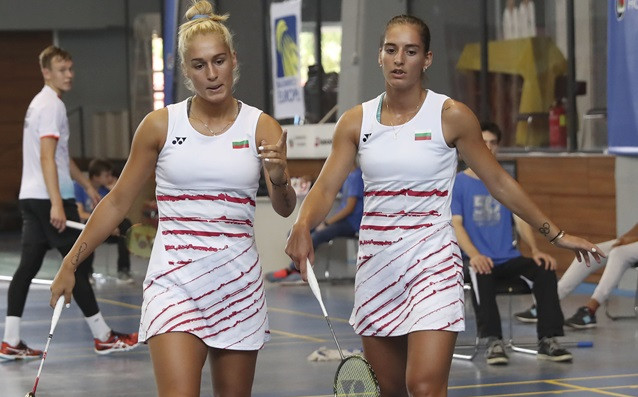 Стефани Стоева и Габриела Стоева се класираха за полуфиналите на