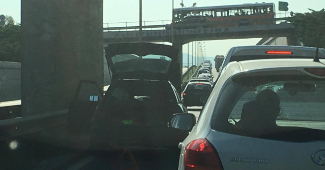 Километрично задръстване се образува днес на Околовръстния път в София