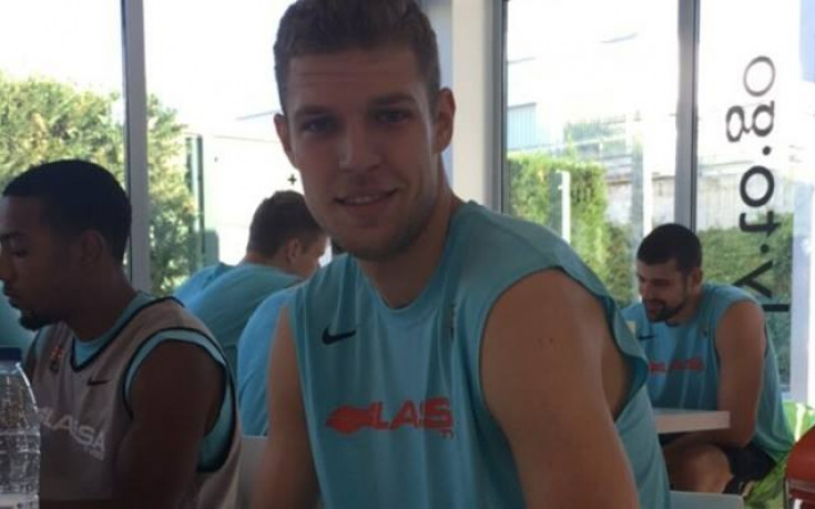 Везенков започва подготовка с Барселона