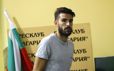 С подкрепата на Жорди Гомес  Левски София - Запад  влиза в битката за Шампионската лига
