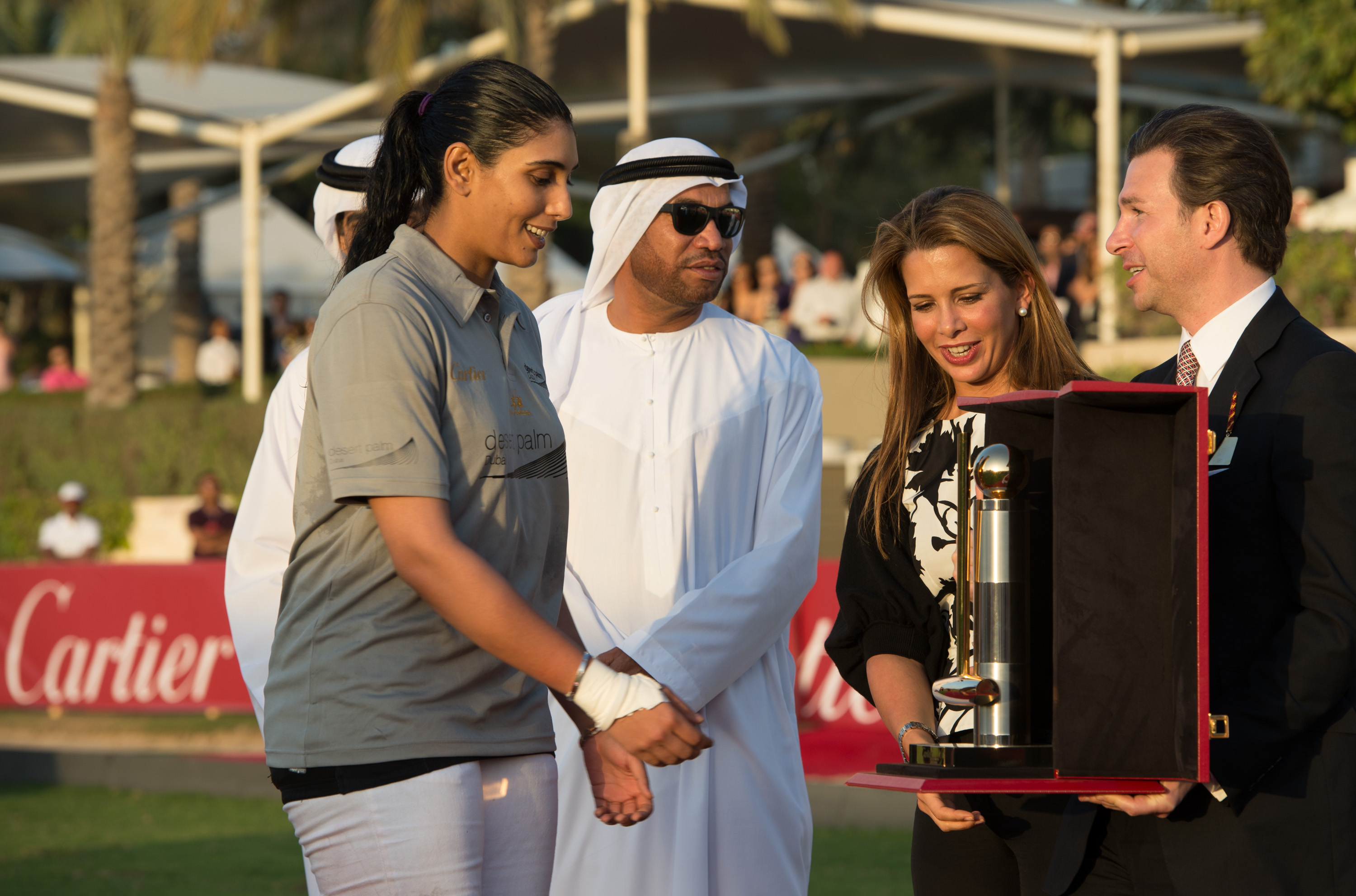 Маита Бинт Мохамед бин Рашид Ал Мактум, принцеса на ОАЕ<br />
Тя е най-младата дъщеря на владетеля на Дубай. Тя е сериозен съперник с  международно признание в спортове като таекуондо и карате, като спечели сребърен медал през 2006 г. на Азиатските игри.Състоянието на семейството й се оценява на малко над 4 млрд. долара към 2011 г.