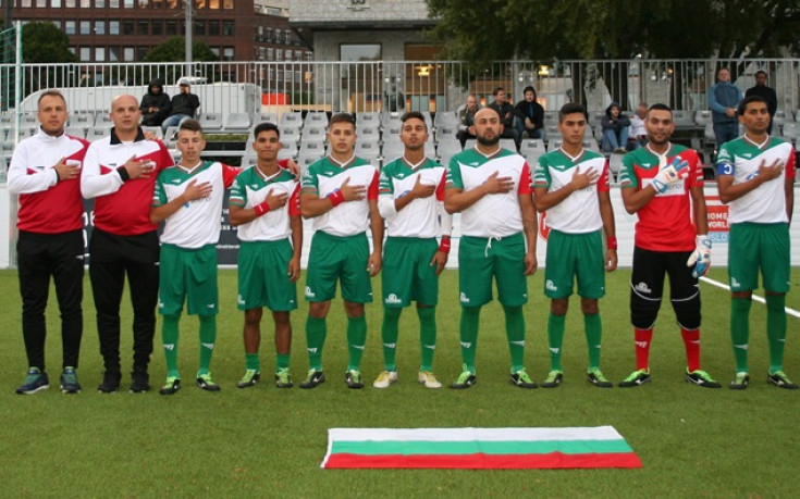 Победа и загуба за България на световното за бездомни