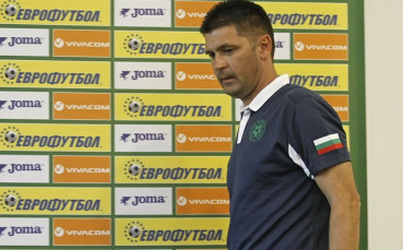 Ангел Стойков вариант за младежките национали и Локо Сф