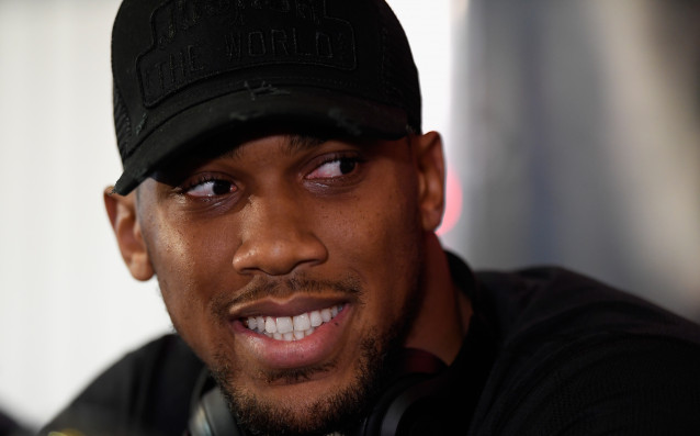 Антъни Джошуа се готви за предстоящия сблъсък с Кубрат Пулев