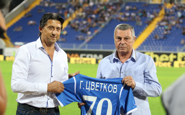 Левски победи Септември с 2 0 и си върна третата