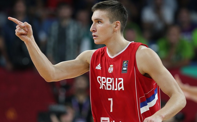 Двама от най популярните сръбски баскетболисти в момента Милош Теодосич и