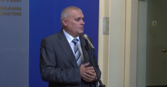 Катаджията задържан с подкуп остава в ареста реши Софийският районен