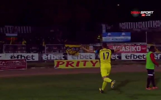 Капитанът на Ботев Лъчезар Балтанов вкара втория гол във вратата