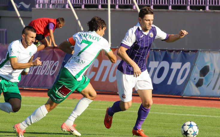 Етър без трима играчи срещу Черно море