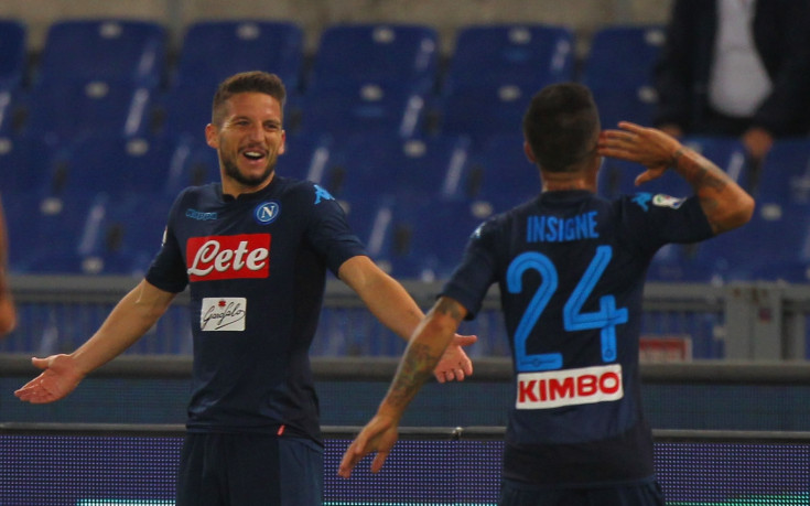 Арсенал все още горещо желае Дрийс Мертенс