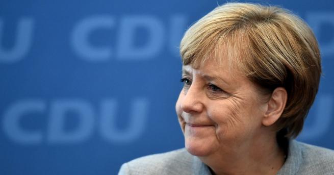 Германските избори в неделя лишиха Ангела Меркел от десетки депутати