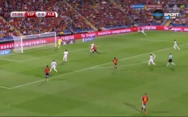 Испания си гарантира първото място в група G на световните