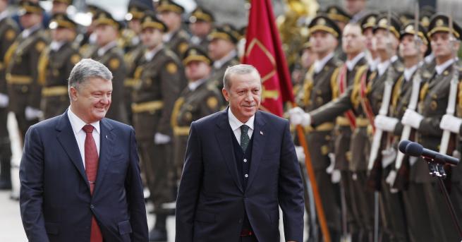 Турският президент Ердоган заяви на съвместен брифинг с украинския си