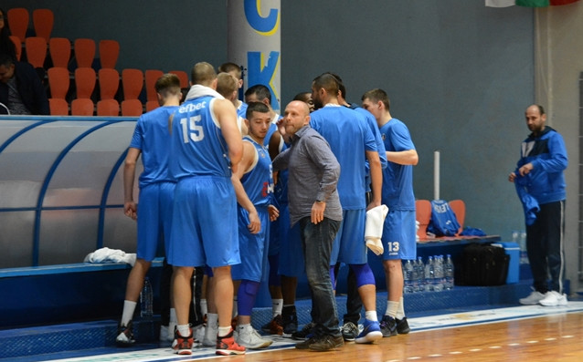 Баскетболистите на Левски 2014 започват днес участието си в десетото