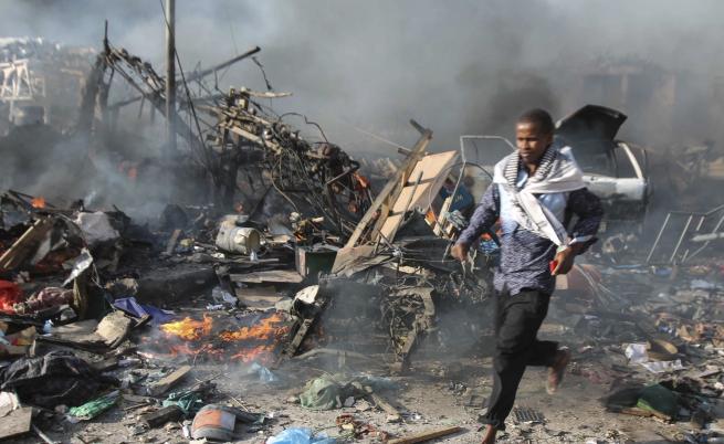 Армагедон: Взрив срина хотел и изби десетки в Могадишу